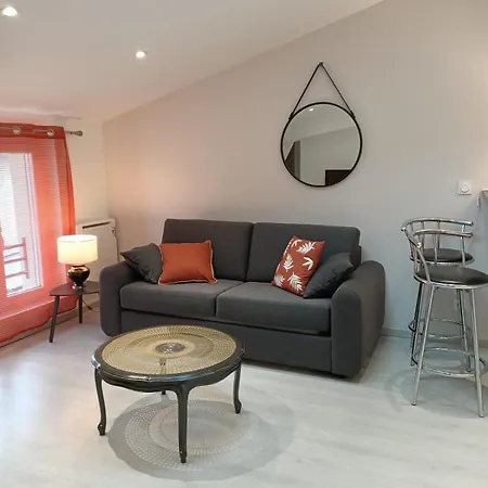 Val جوانيه - كلان