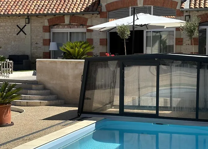 Val Holiday home Jaunay-Clan